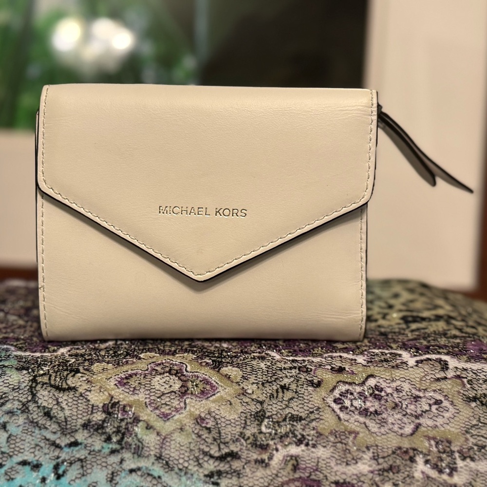 Michael Kors Leather Envelope Wallet